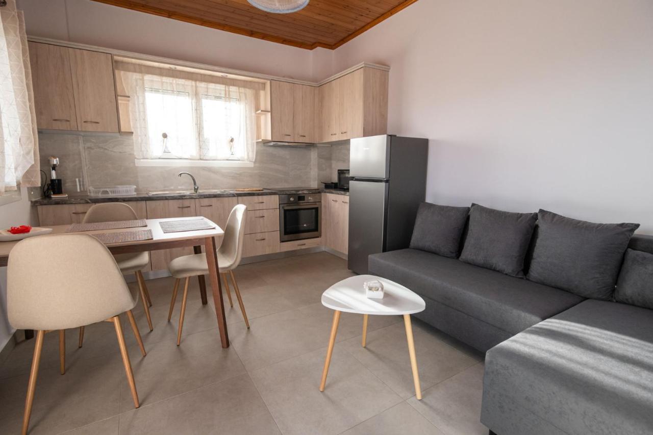 Fotini Apartments Preveza Bagian luar foto